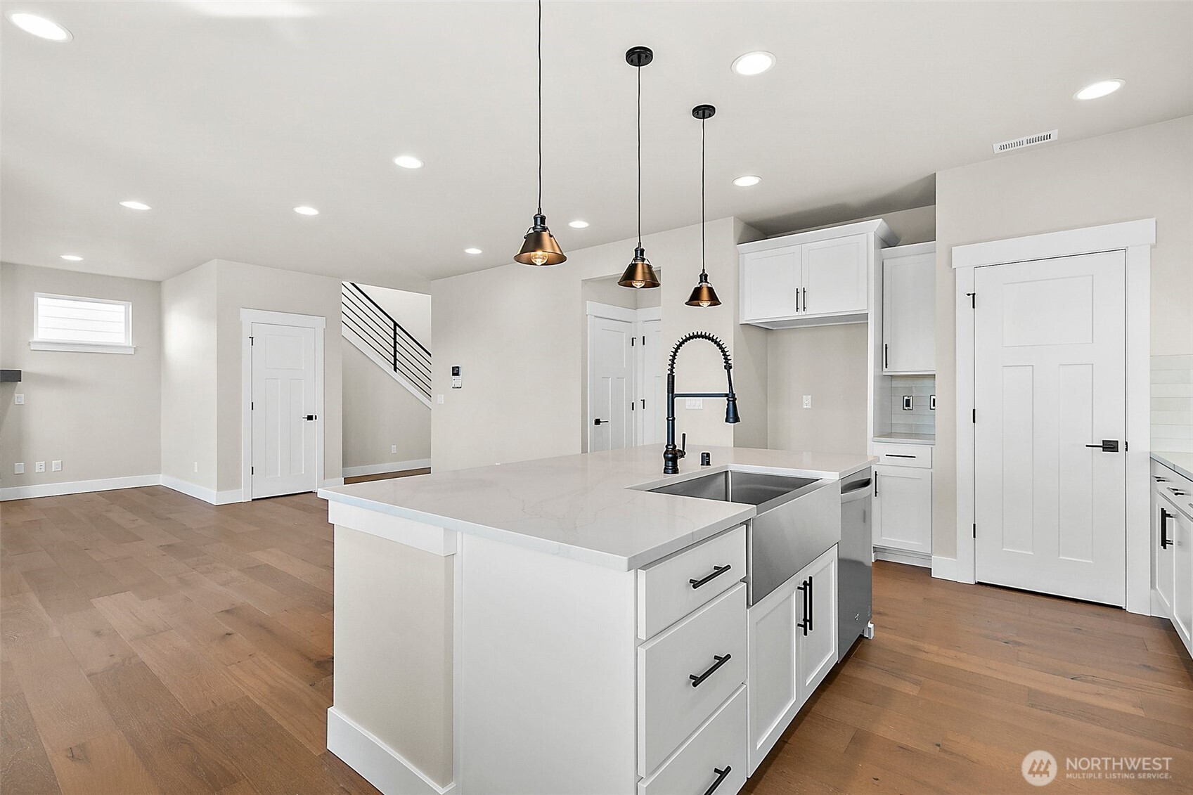 Photos are for representation purposes only.