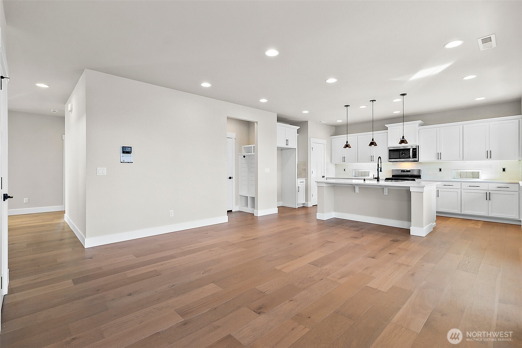 Photos are for representation purposes only.