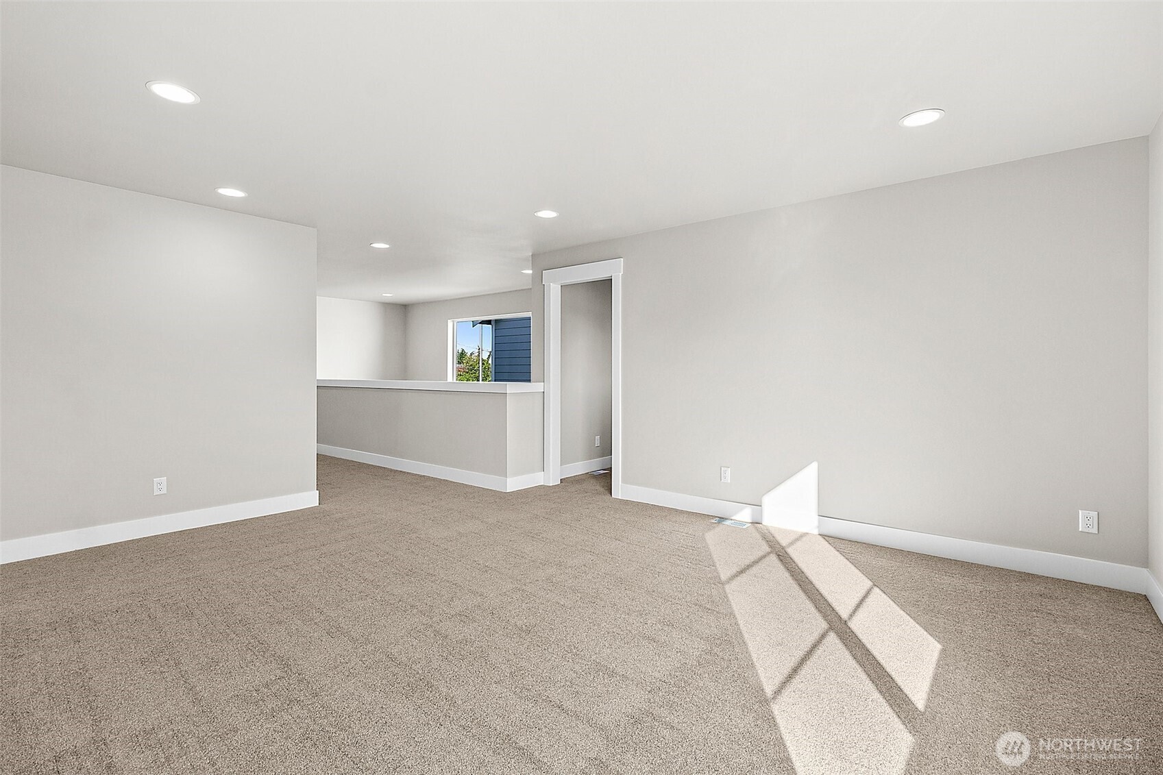 Photos are for representation purposes only.