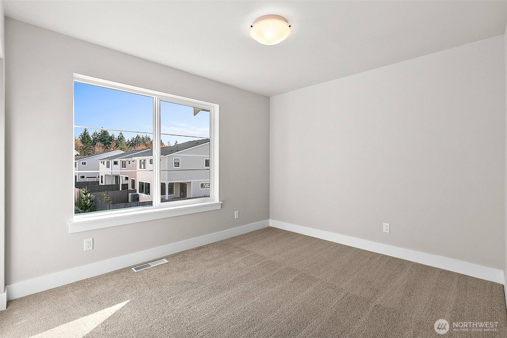 Photos are for representation purposes only.