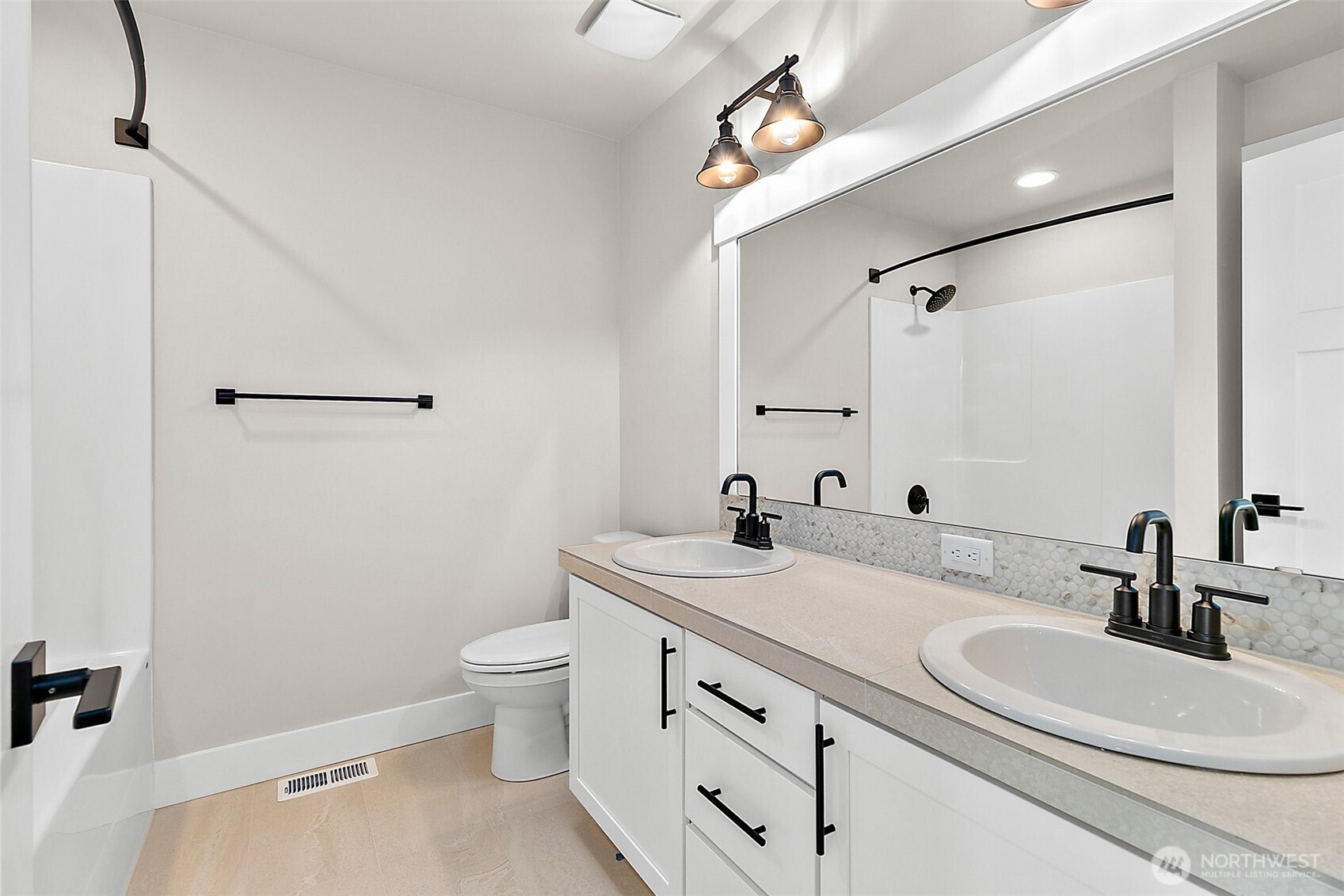 Photos are for representation purposes only.