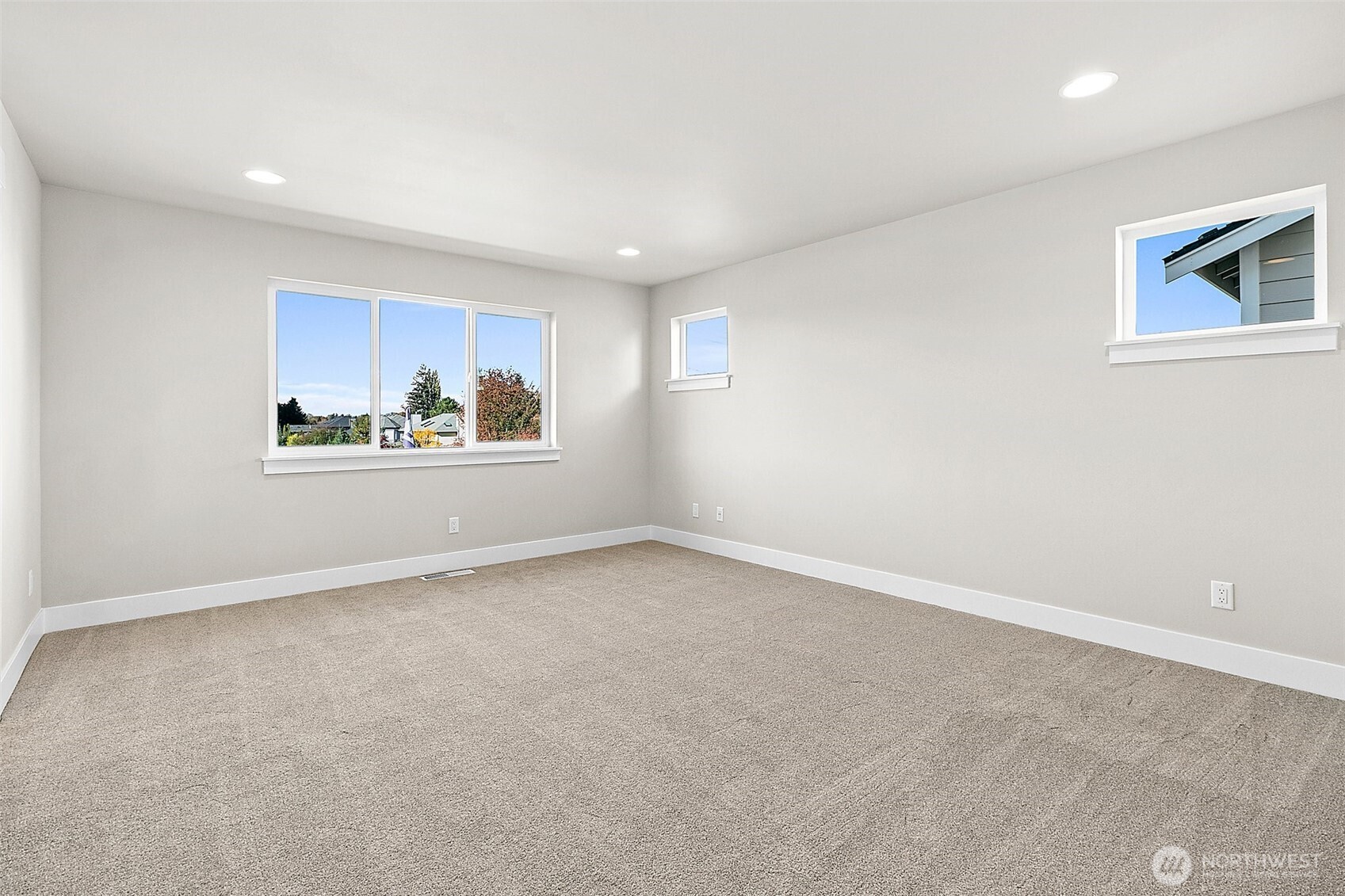 Photos are for representation purposes only.