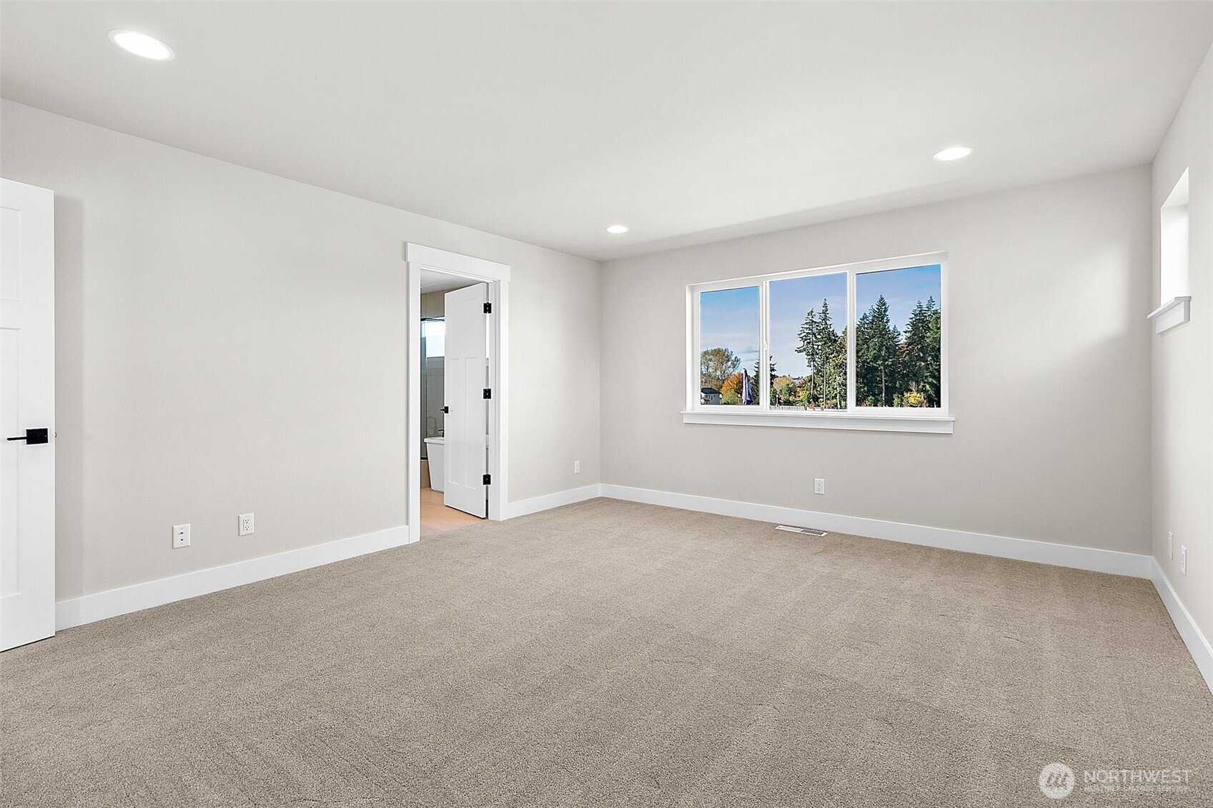 Photos are for representation purposes only.