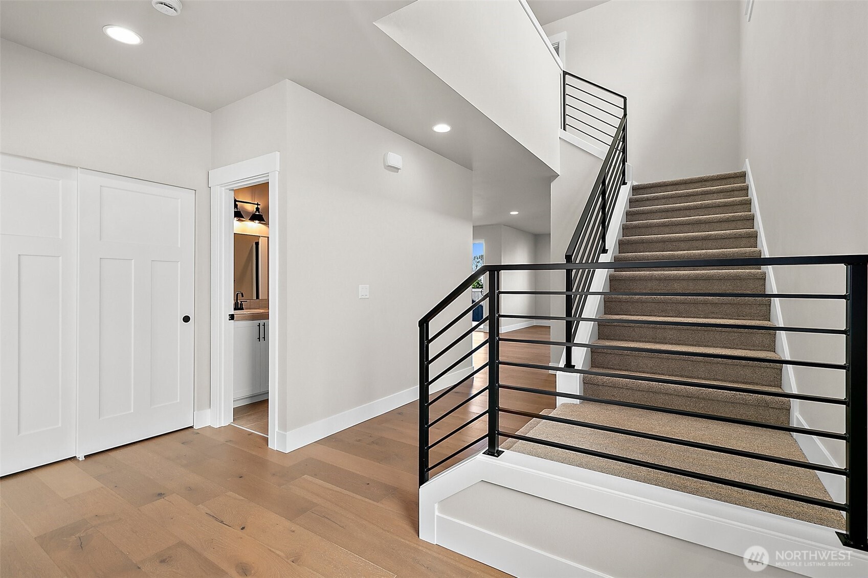 Photos are for representation purposes only.