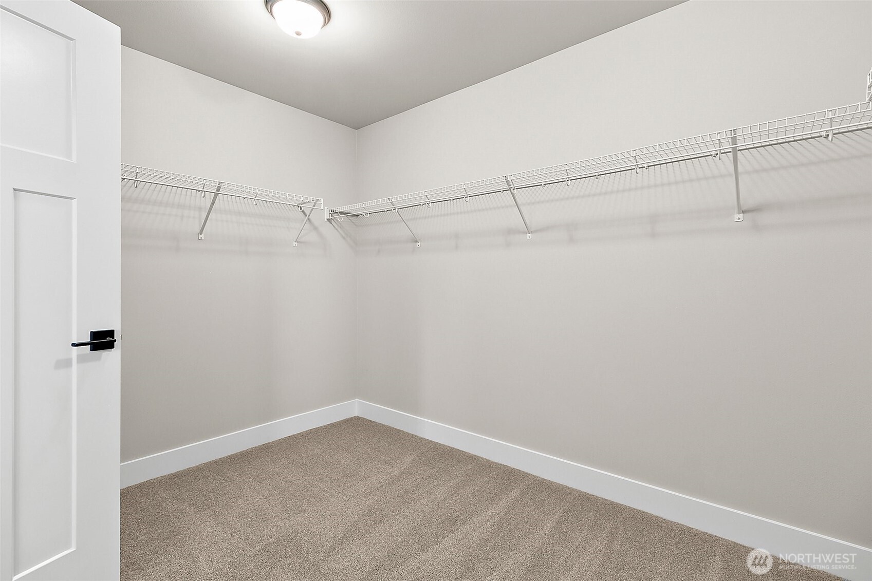 Photos are for representation purposes only.