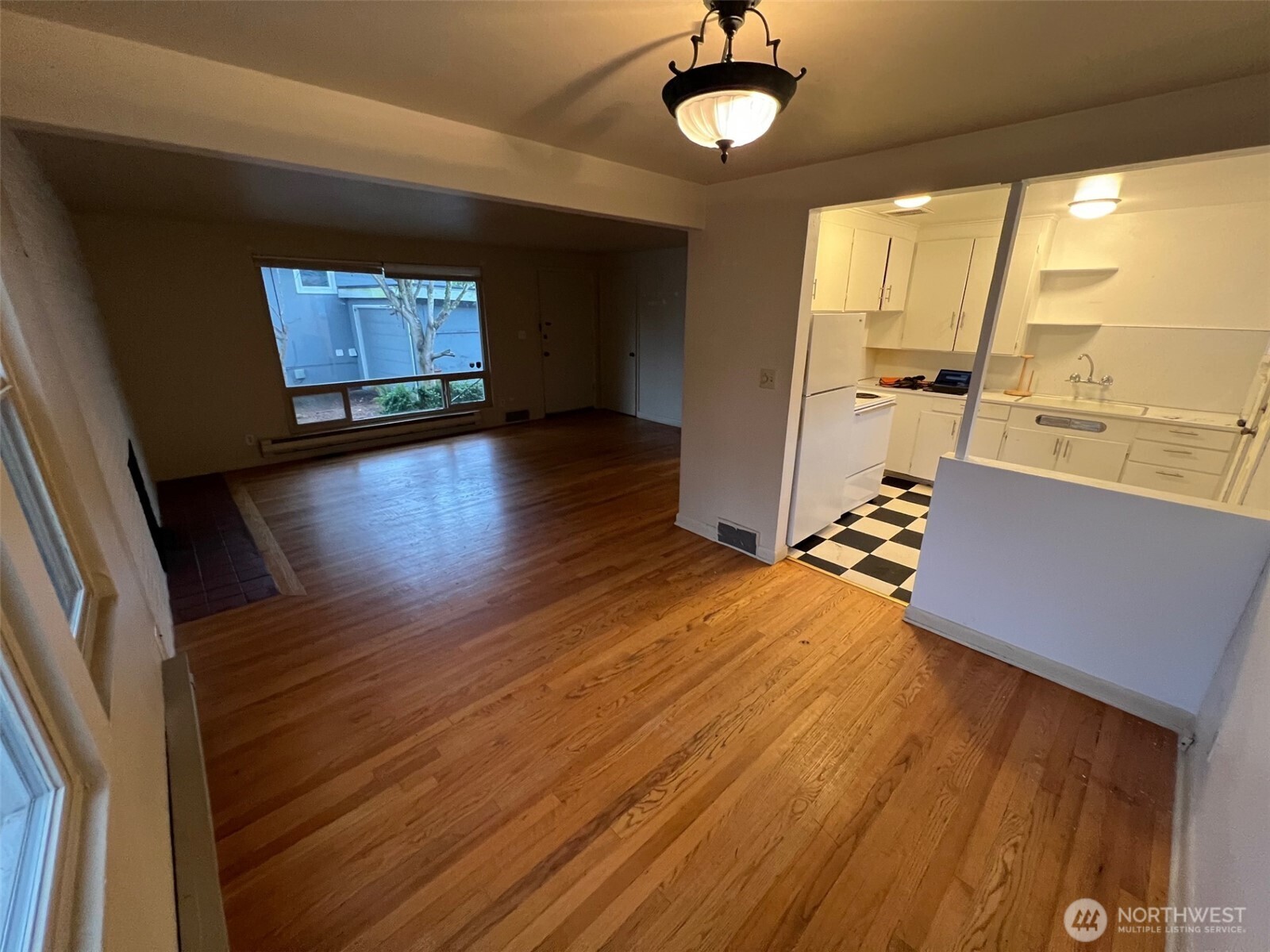 Basement West & Entry