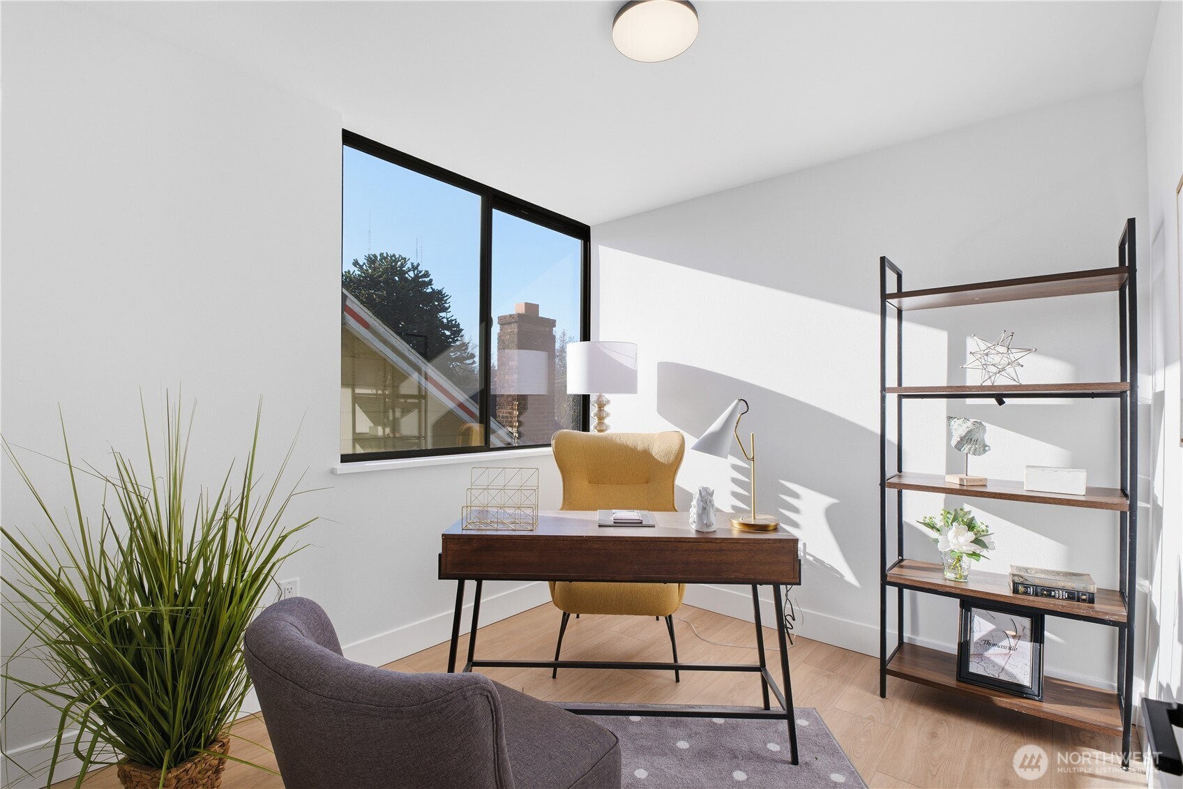 Upper Level Guest Bedroom/Office