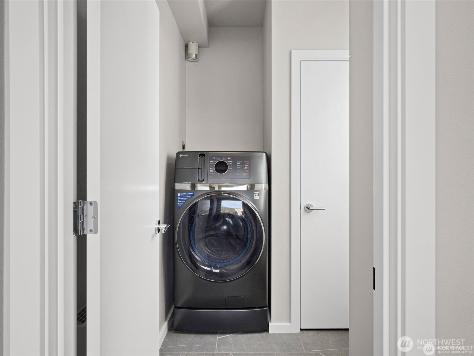 Example only. Photo of similar completed unit.