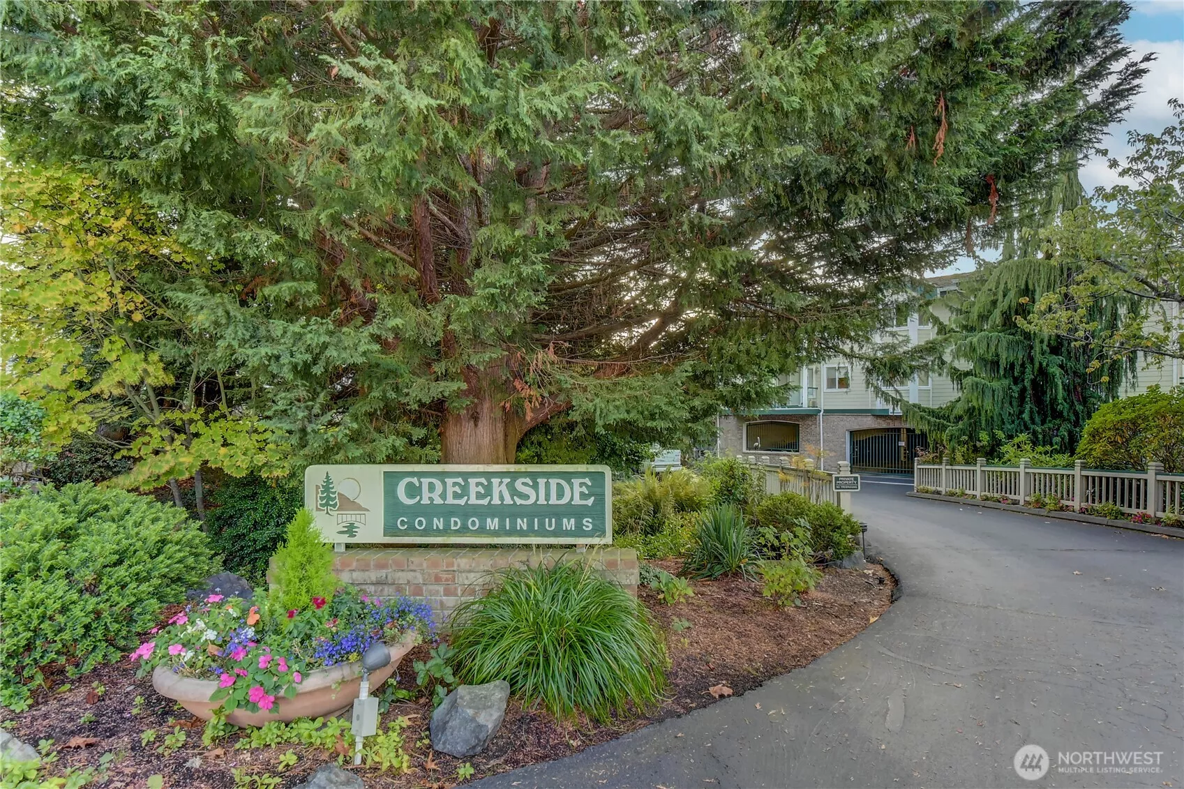 Welcome to the popular Creekside Condominiums - Downtown Edmonds Living!