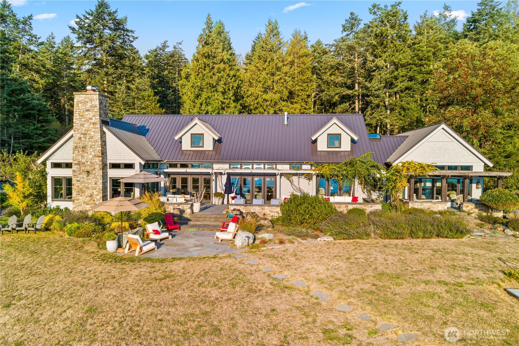 Home faces East for the most spectacular sunrises.