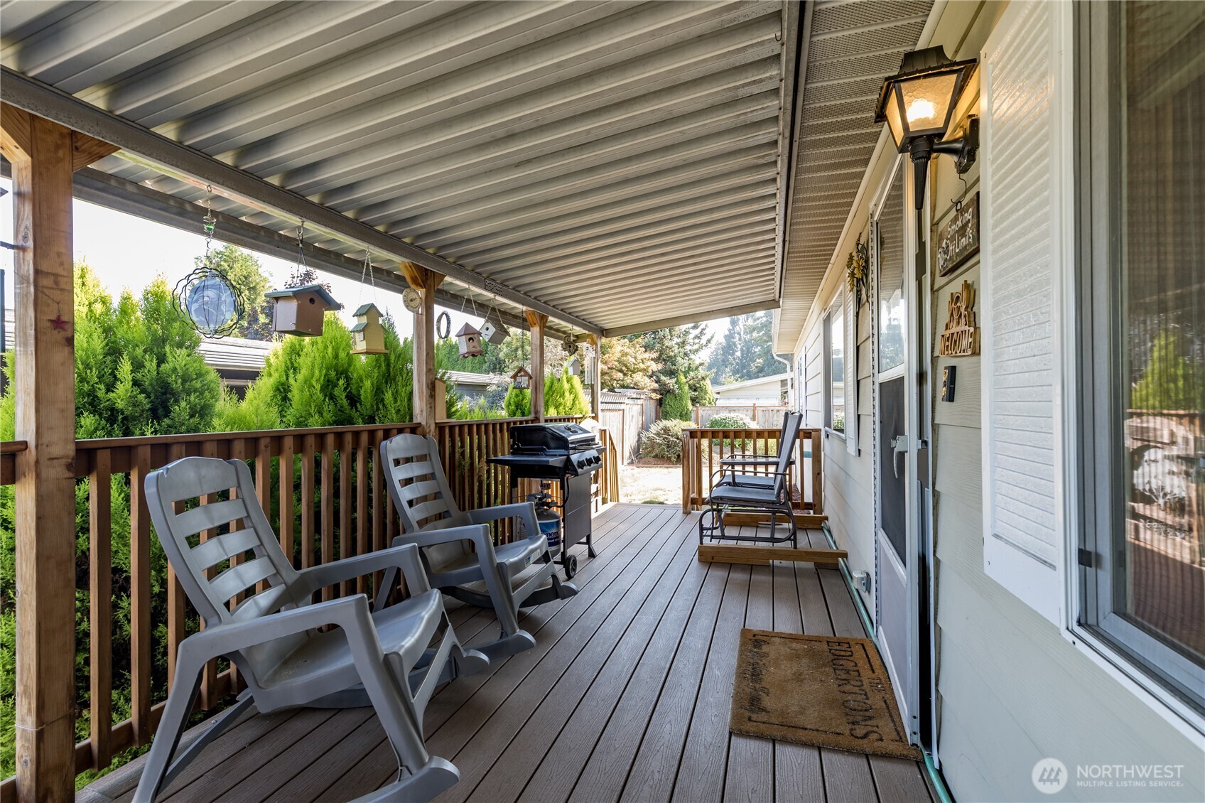 Spacious covered back deck allows you to enjoy the outdoors year-round!