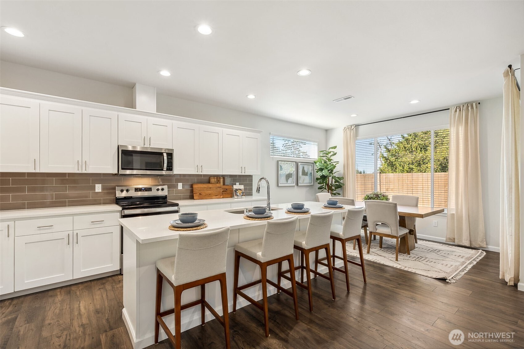 **Lot 32 is a presale** Photos of of the same floorplan in the same community. Some features, colors and specs may vary**