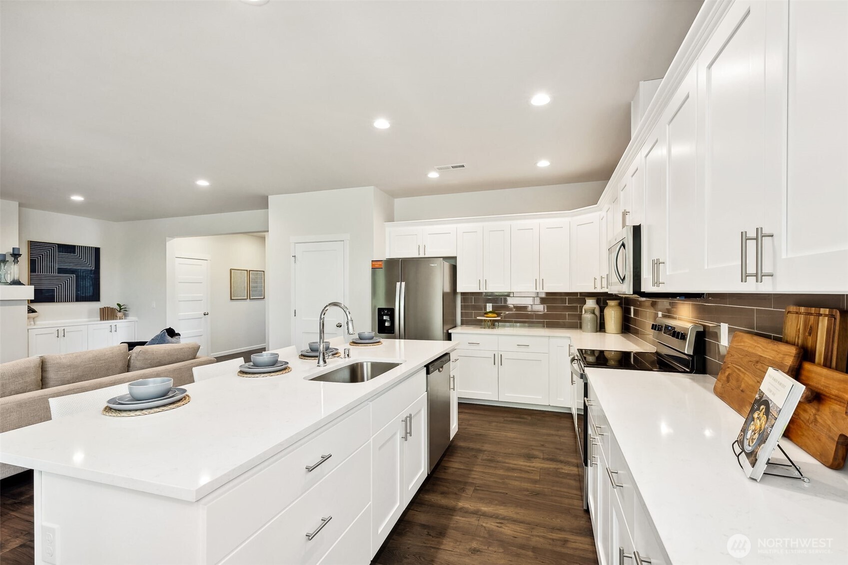 **Lot 32 is a presale** Photos of of the same floorplan in the same community. Some features, colors and specs may vary**