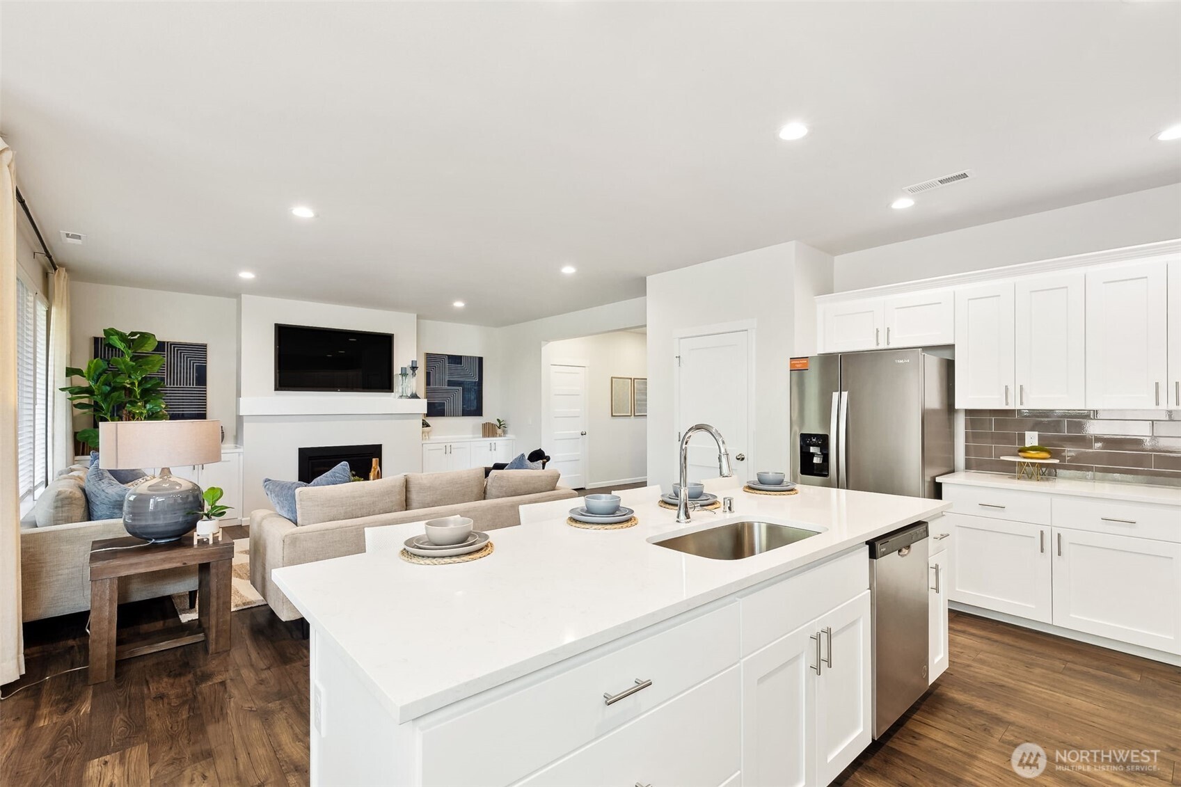 **Lot 32 is a presale** Photos of of the same floorplan in the same community. Some features, colors and specs may vary**