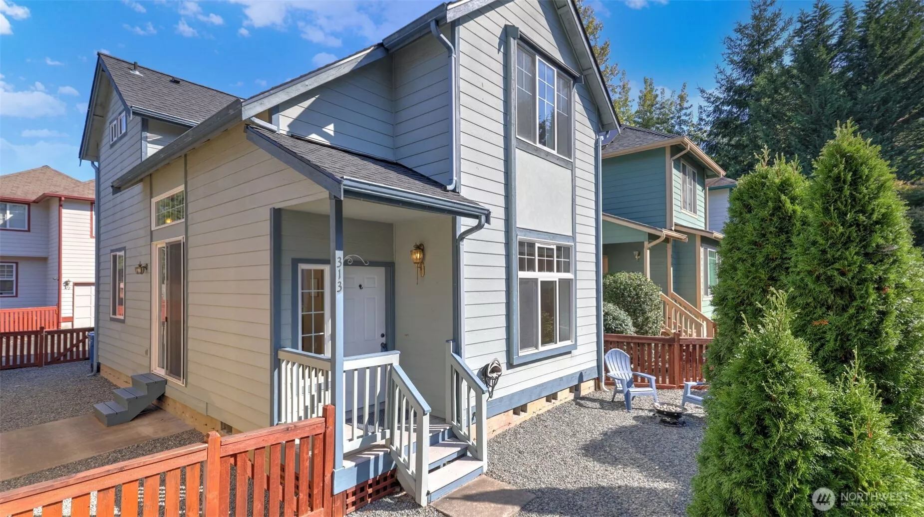 Stand-Alone townhome in Diamond Village. 2 bedrooms & 1.5 bathrooms. Light & bright unit with fenced side yard.