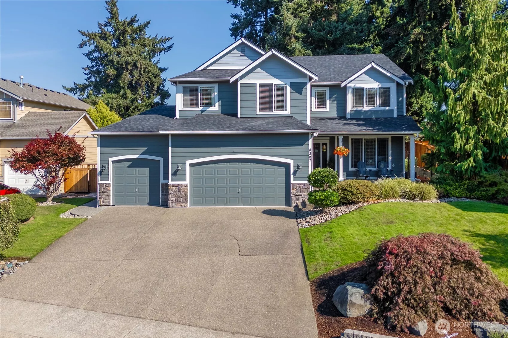 Beautiful move in ready! 3 car garage