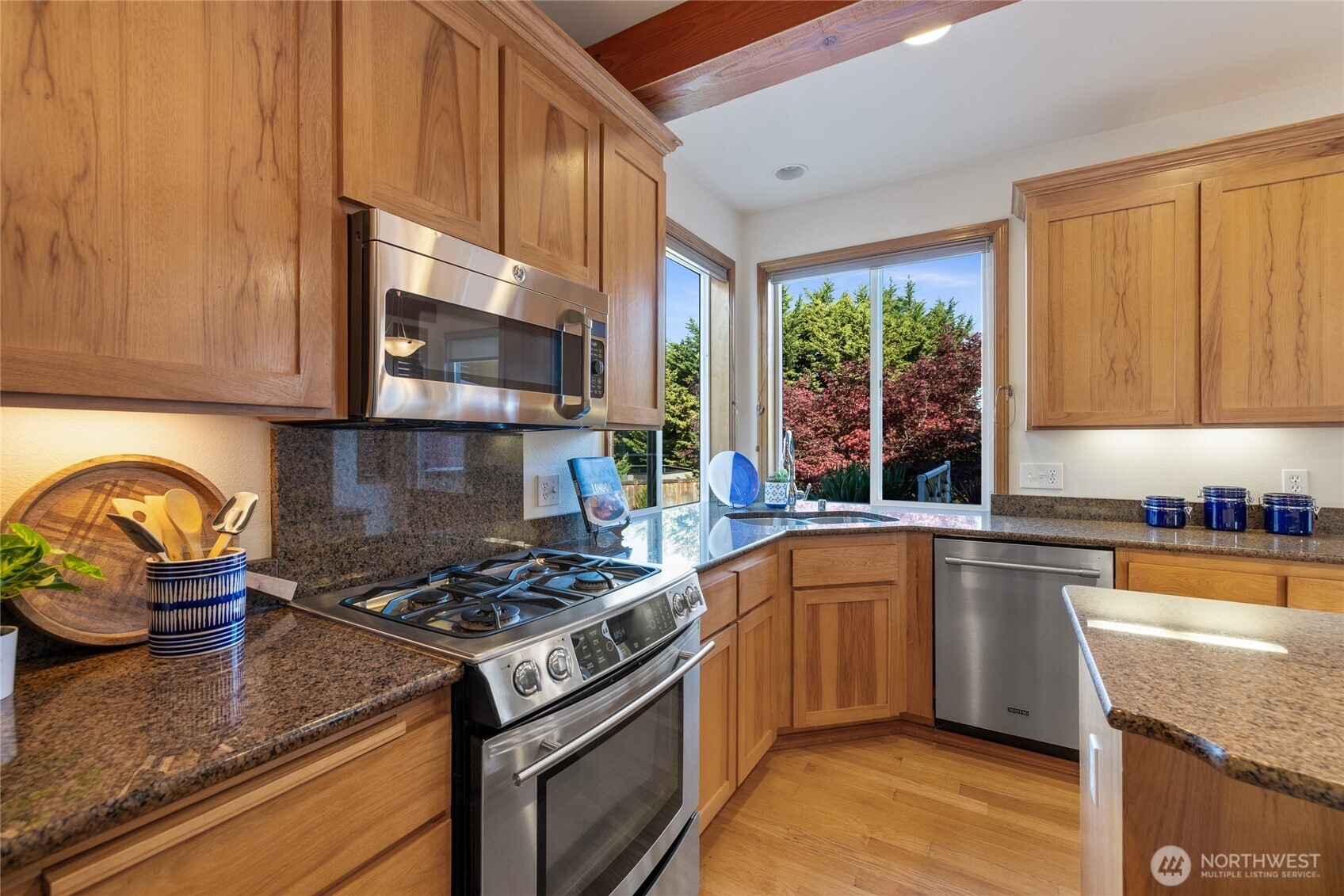 Plenty of room to enjoy your dinner parties