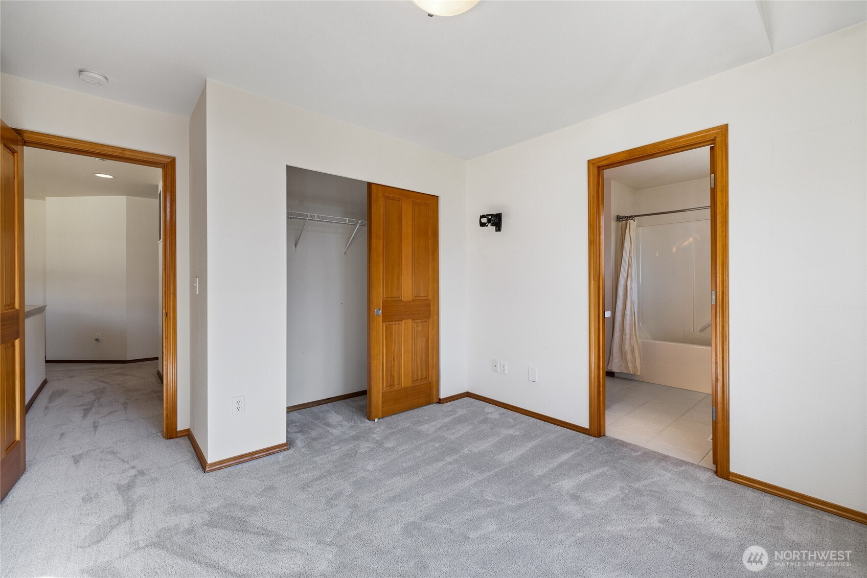 a 3/4 bath on the main floor