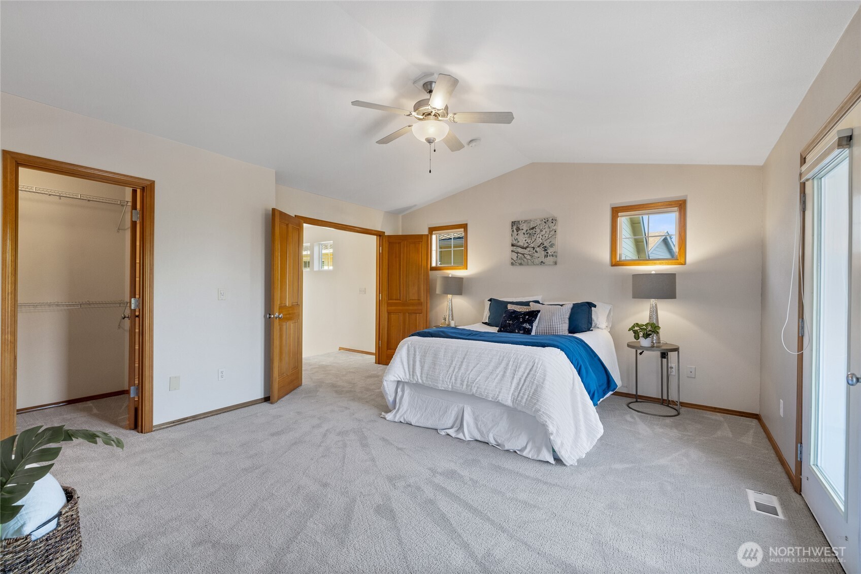 Views of the sound off the primary deck