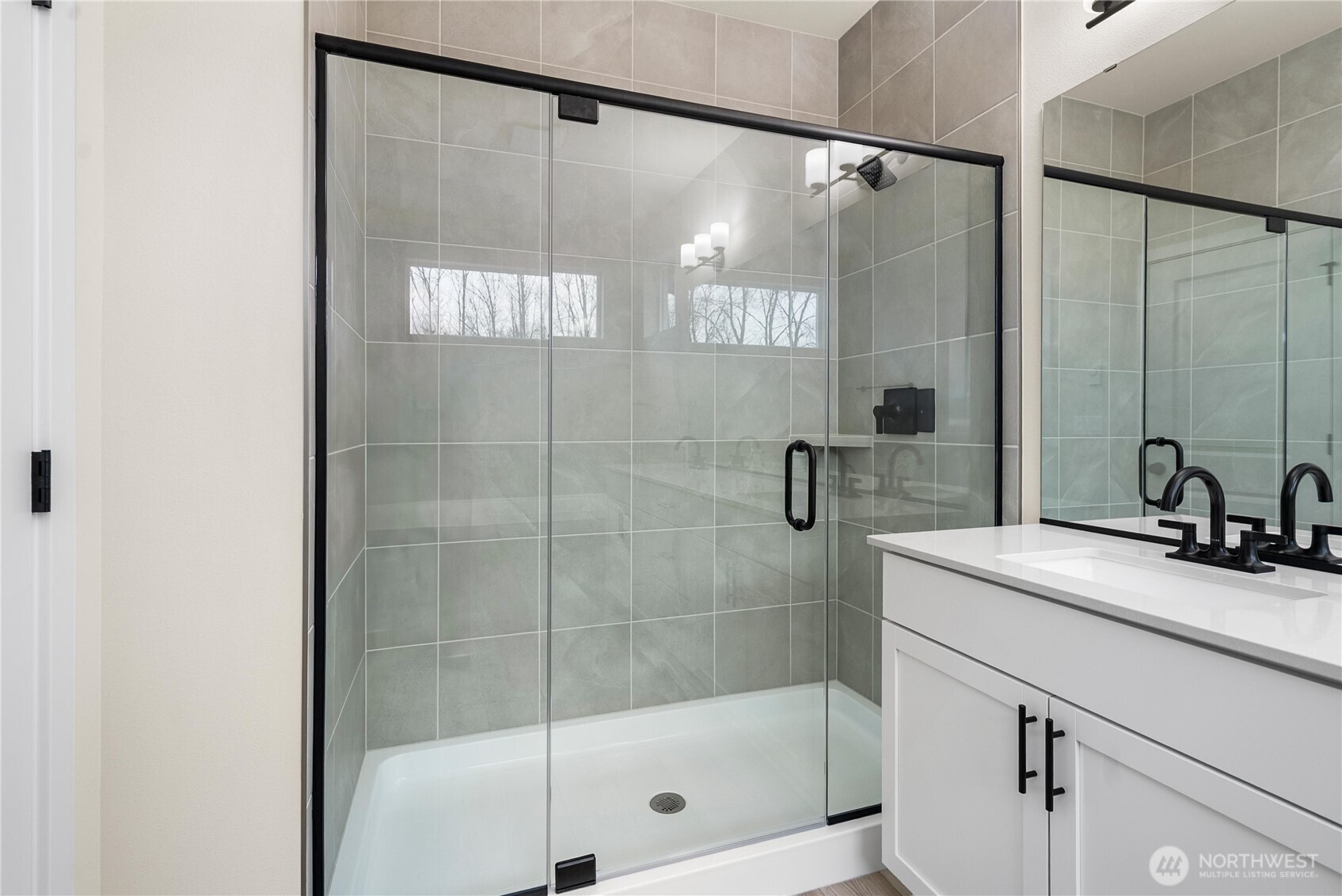 Photo of the SIENNA model home.