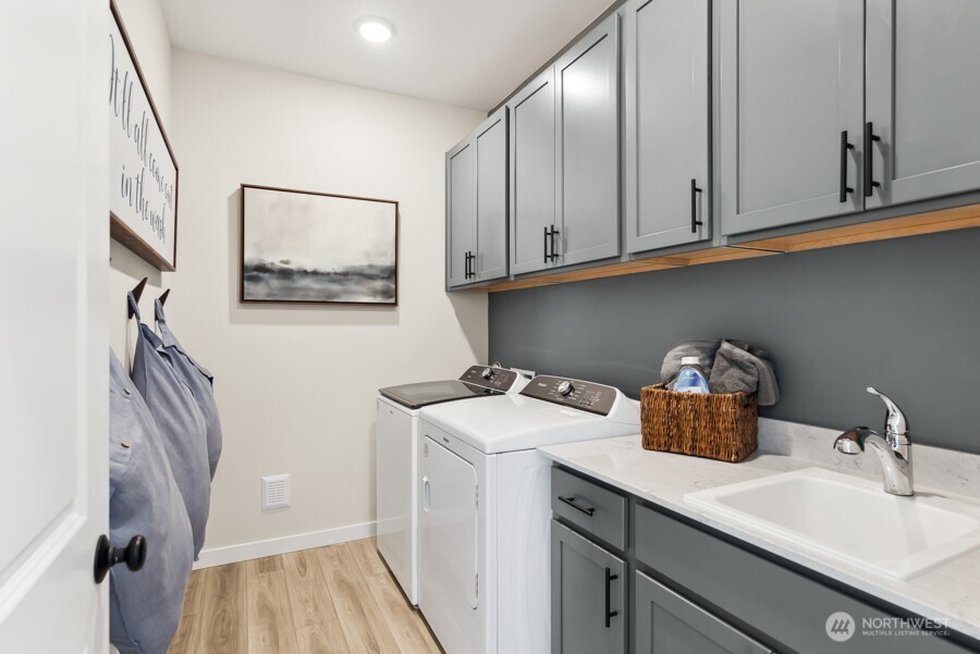 Photo of the SIENNA model home.