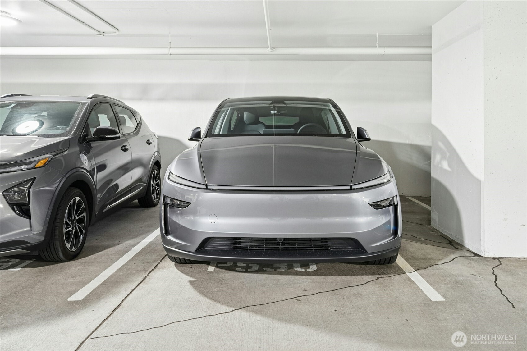 Parking Space. Note due to pillar you have extra space in comparison to parkings in middle