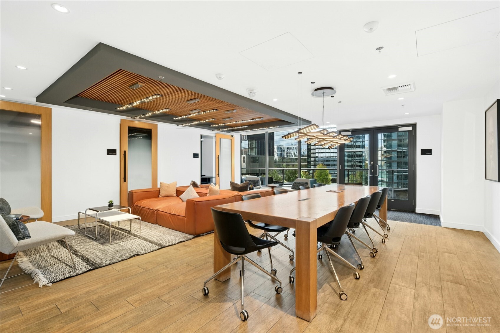 Enjoy luxury amenties