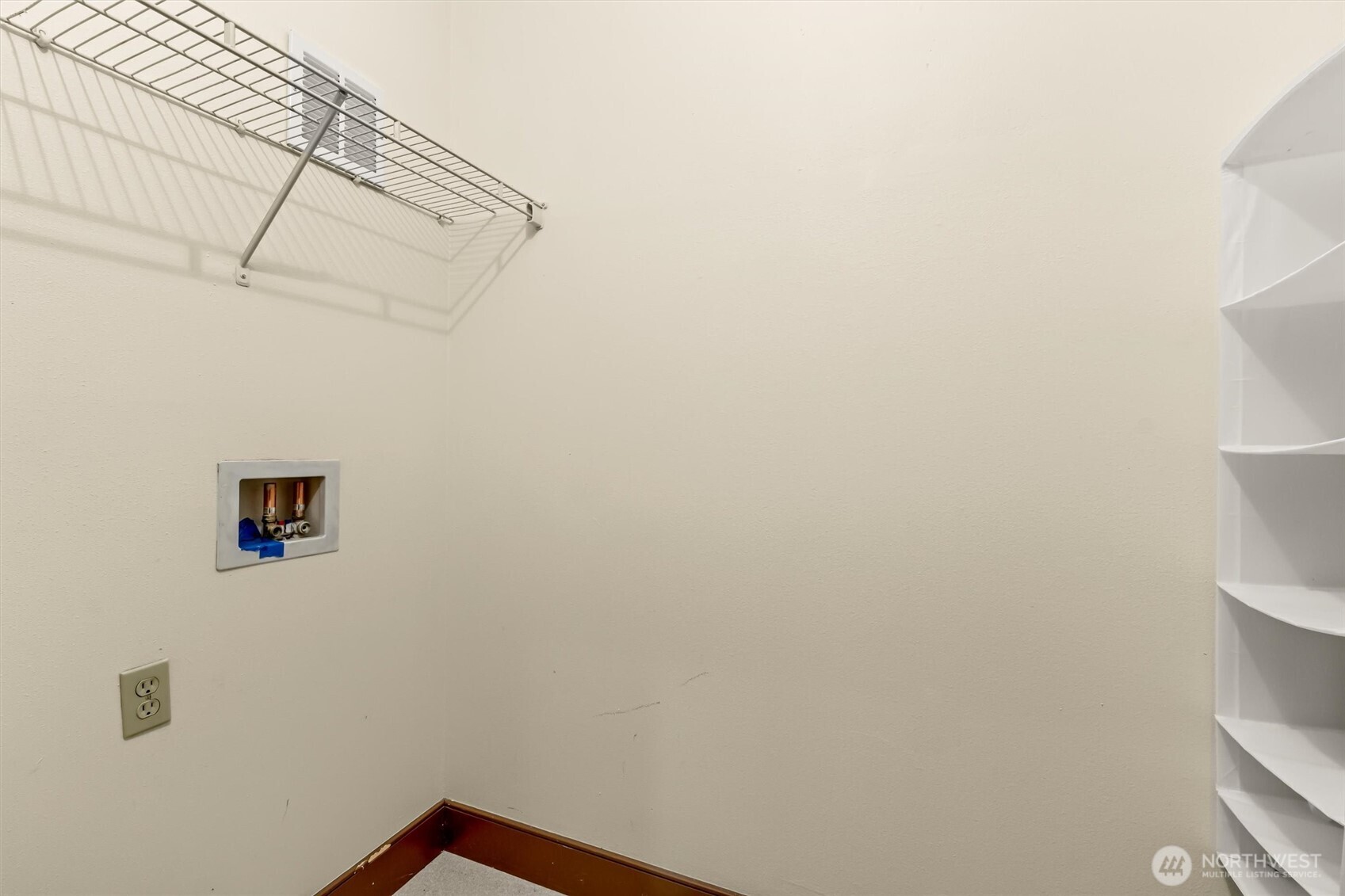 In Unit Laundry Hook-Ups & Storage