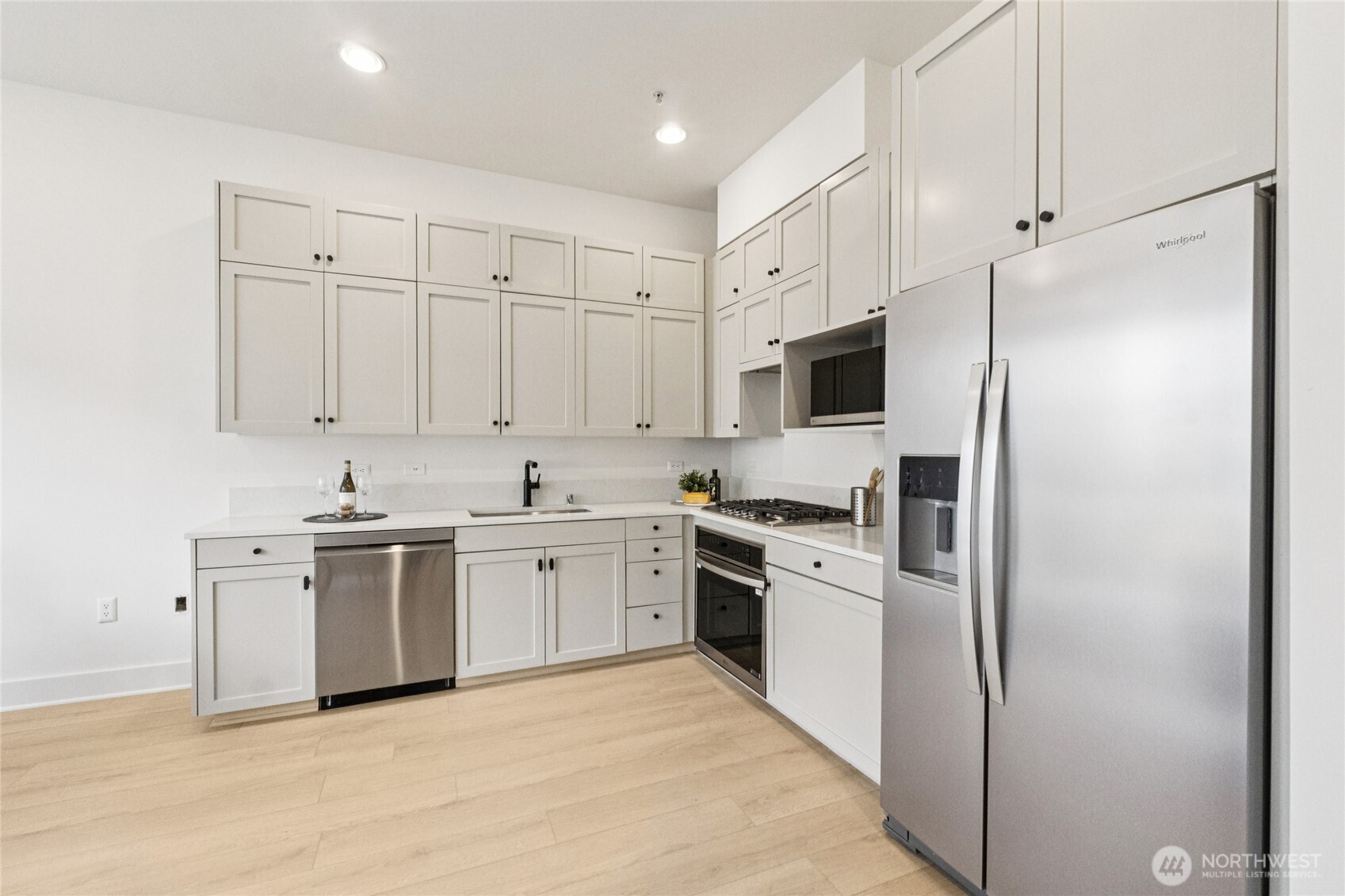 /NWM2441424/NWM2441424-11.jpg /NWM2441424/NWM2441424-11.jpg