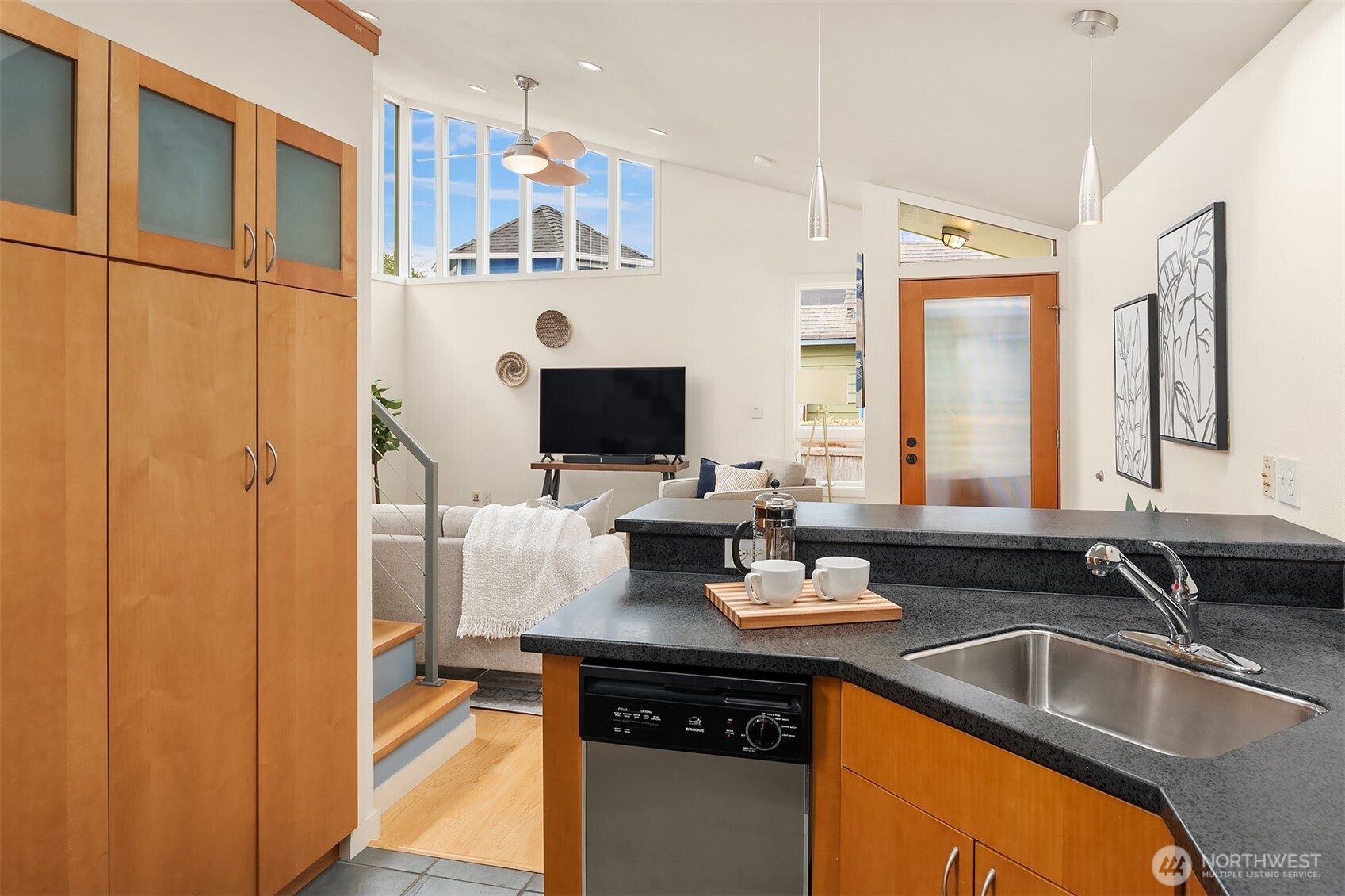 Incredible amount of storage