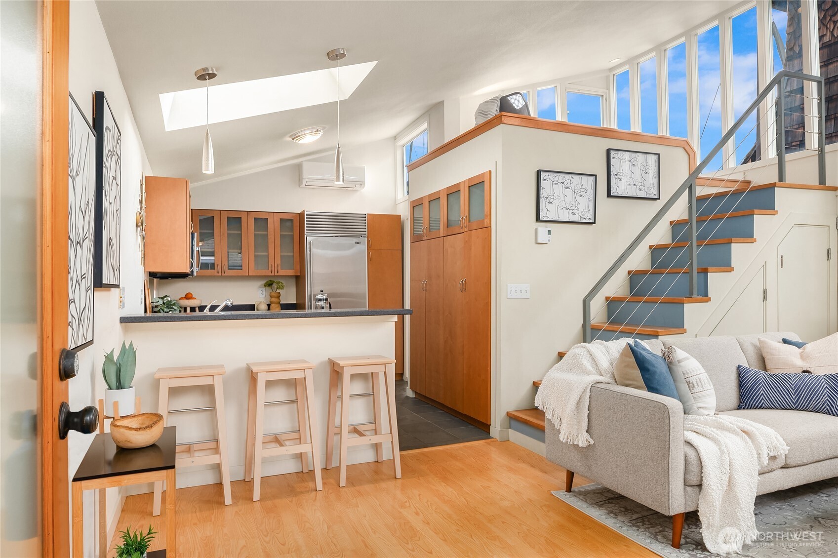 Skylight and expansive windows.