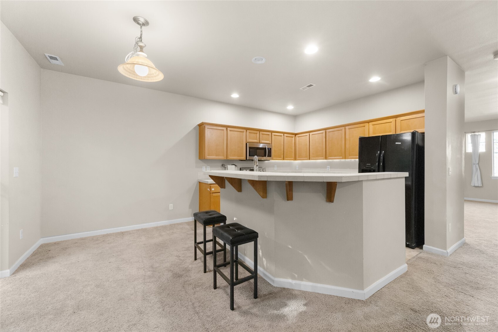 Kitchen with eating nook