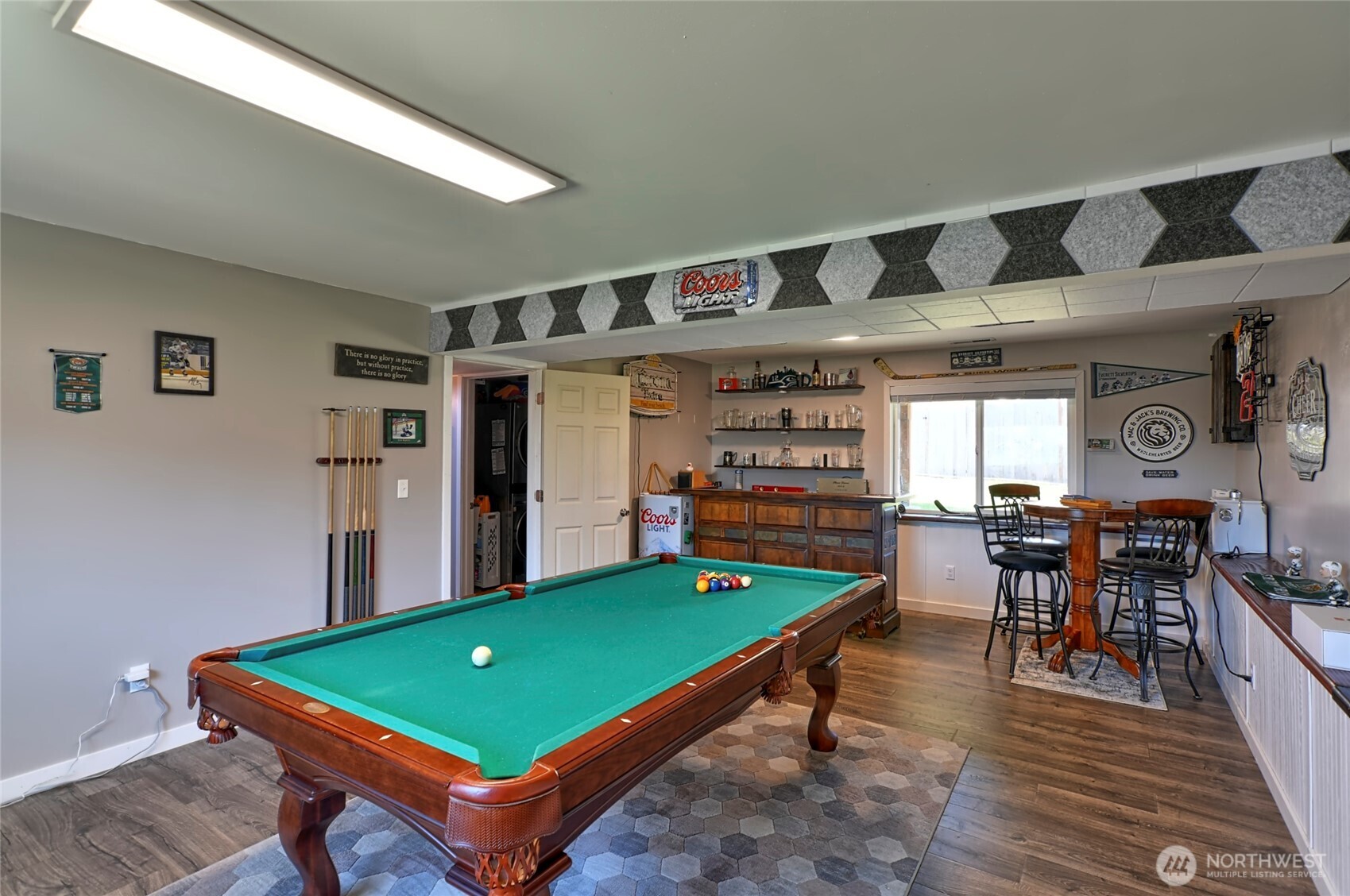 Downstairs Game Room... Downstairs Game Room...