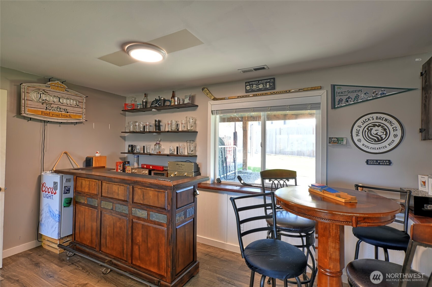 Downstairs Game Room... Downstairs Game Room...