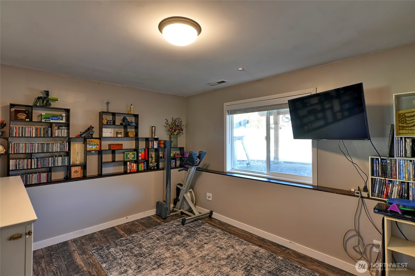 Downstairs Bed / Workout... Downstairs Bed / Workout...