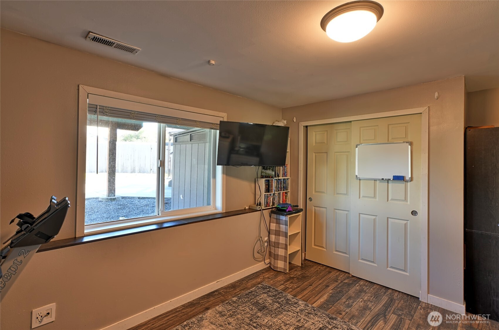 Downstairs Bed / Workout... Downstairs Bed / Workout...