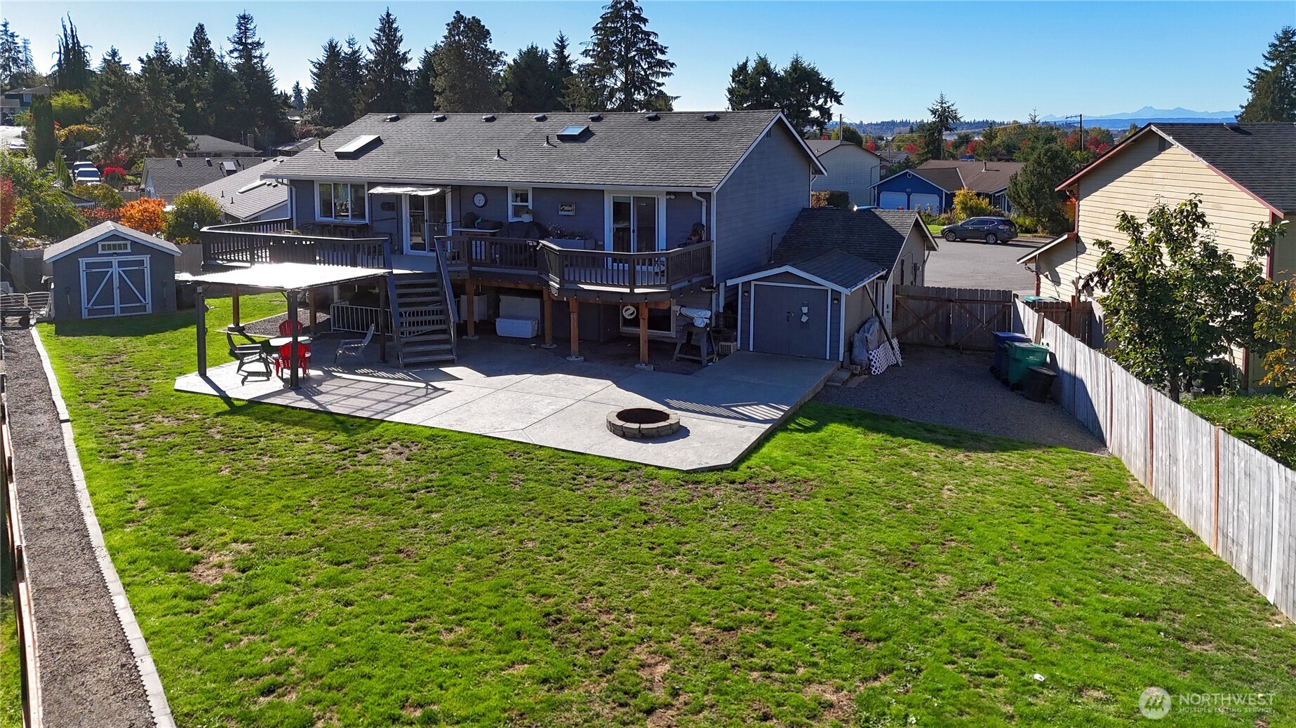 Full Length Composite Deck... Full Length Composite Deck...