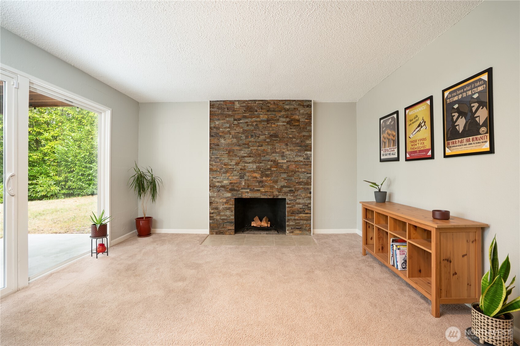 Wonderful wall of windows brings the outside in & allows the inside out for all seasons….