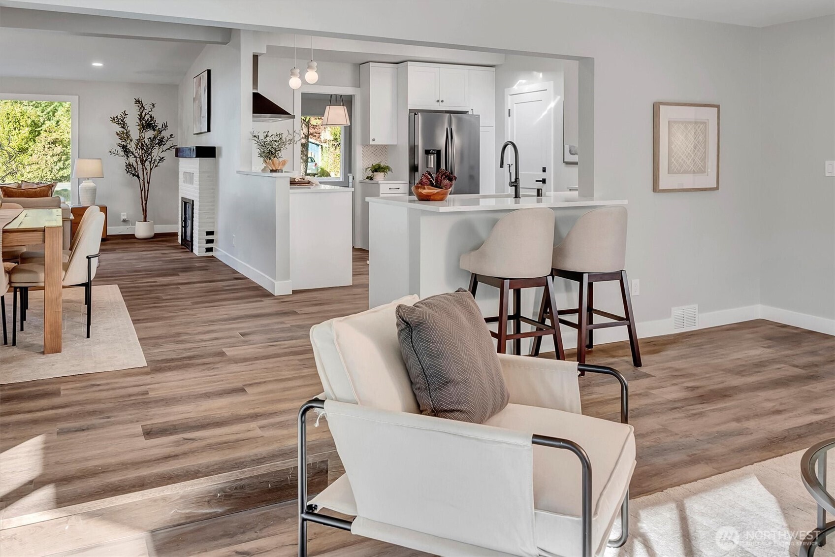 Perspective from family/great room to the kitchen