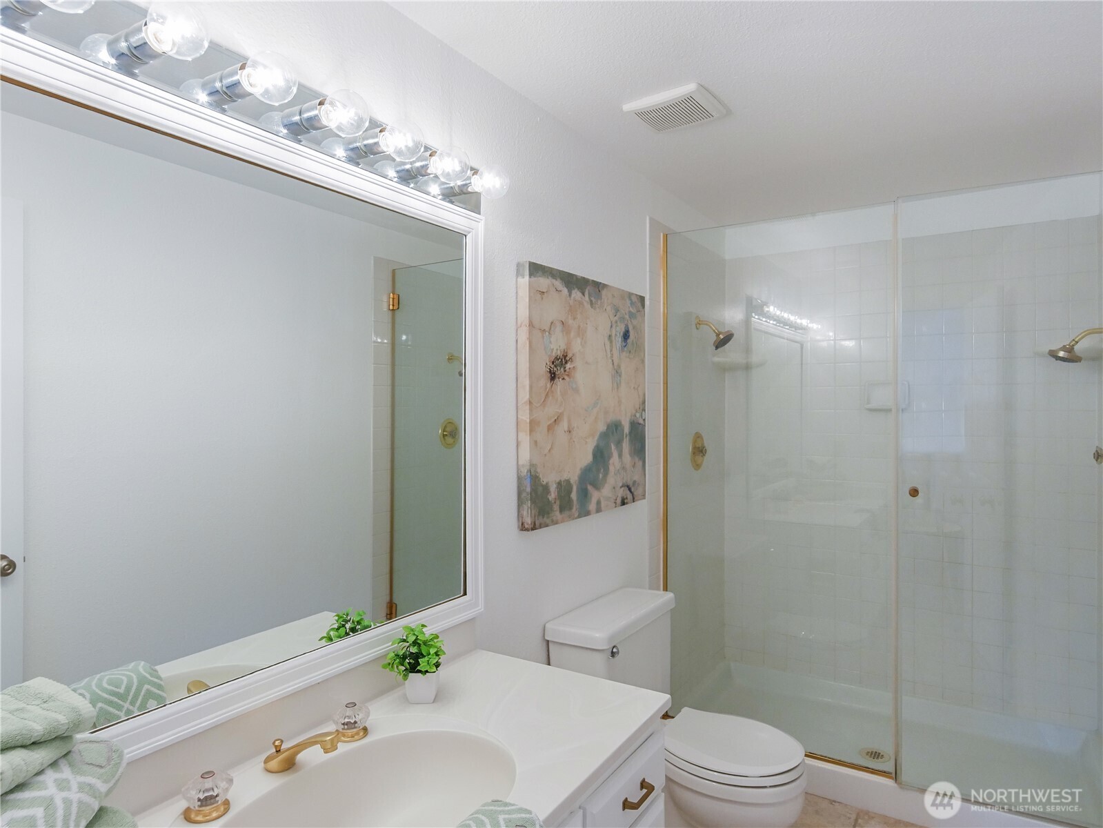 Primary suite with lakeview private balcony