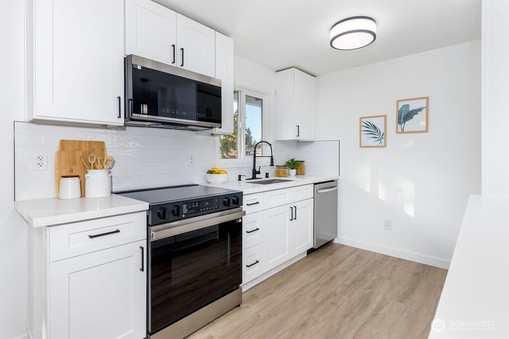 Completely remodeled with all new interior. All new appliances.