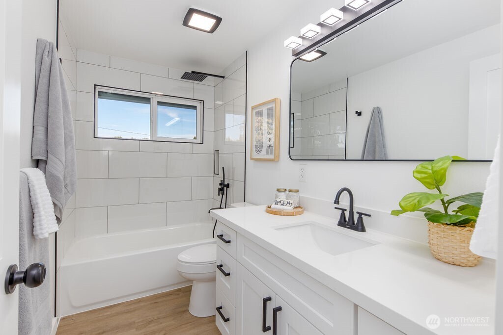 Full bath on main floor