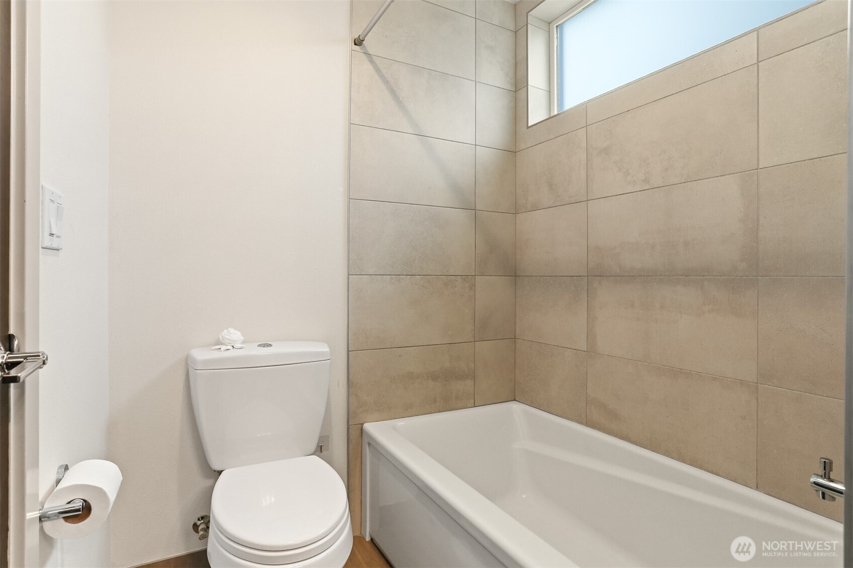 Gorgeous tile tub and shower
