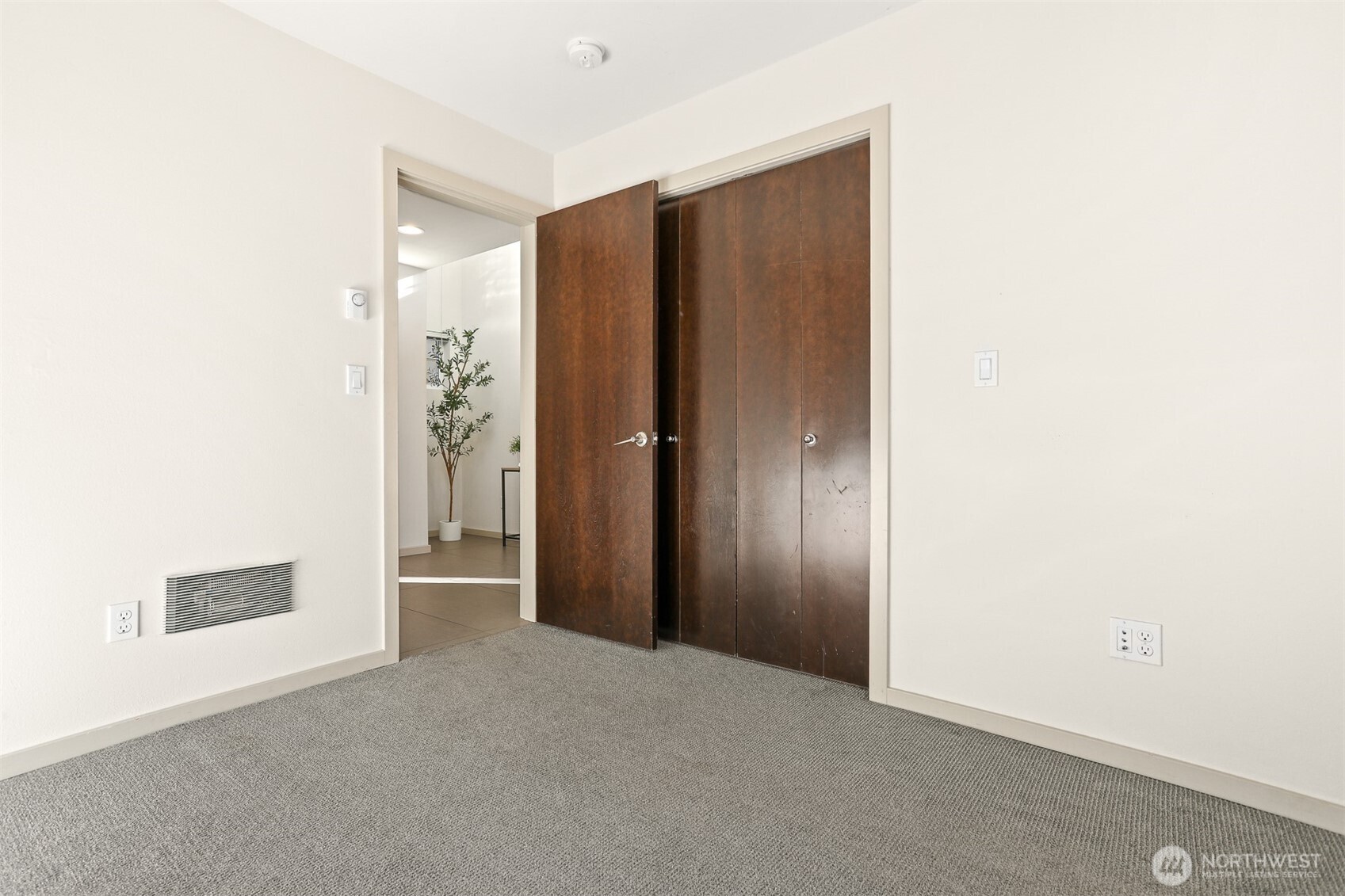 Opens onto entry hall