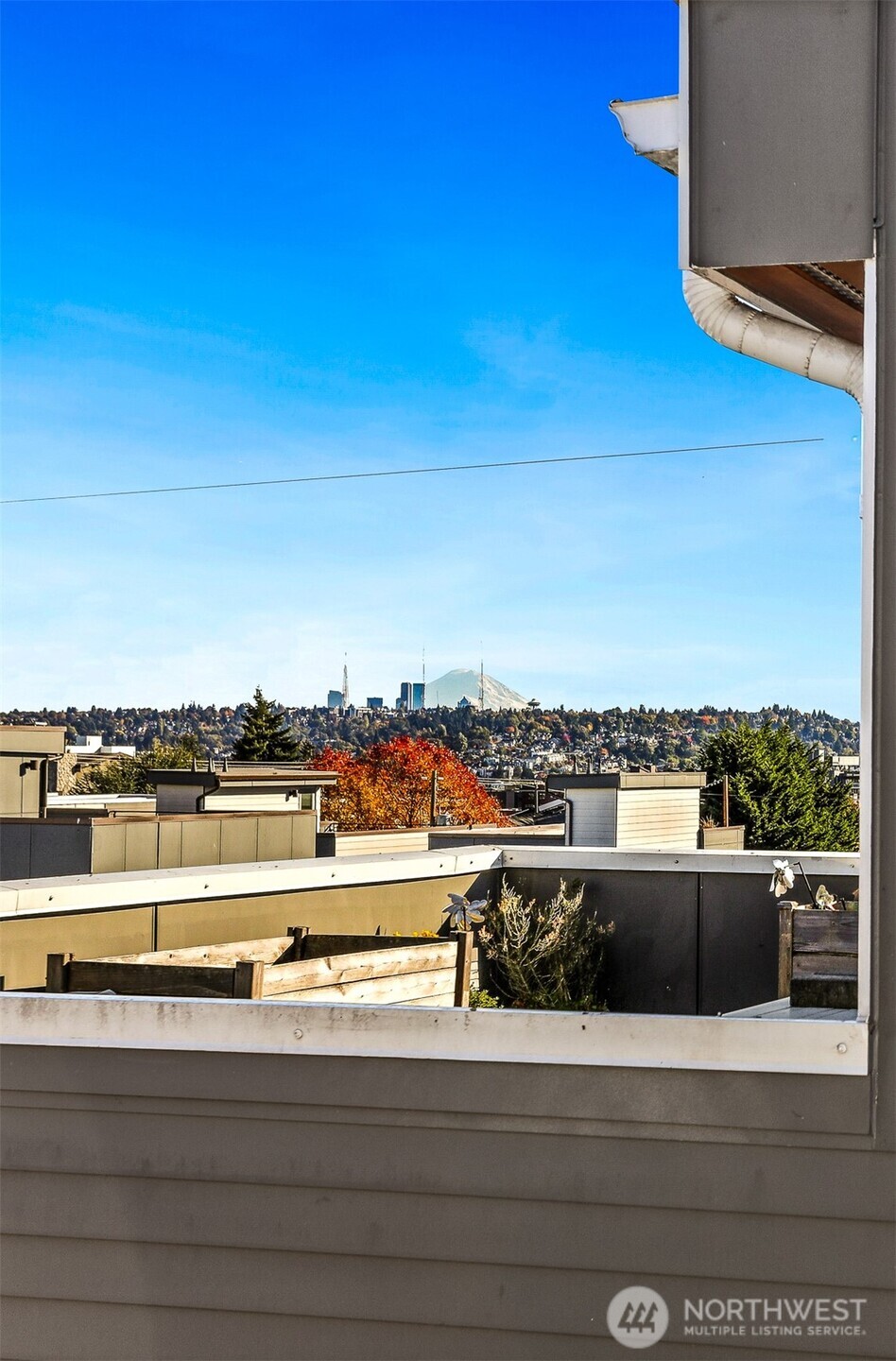 360 degree mountain and city views