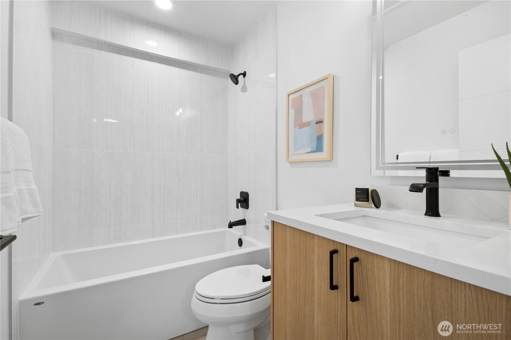 Lower Level Full Bath