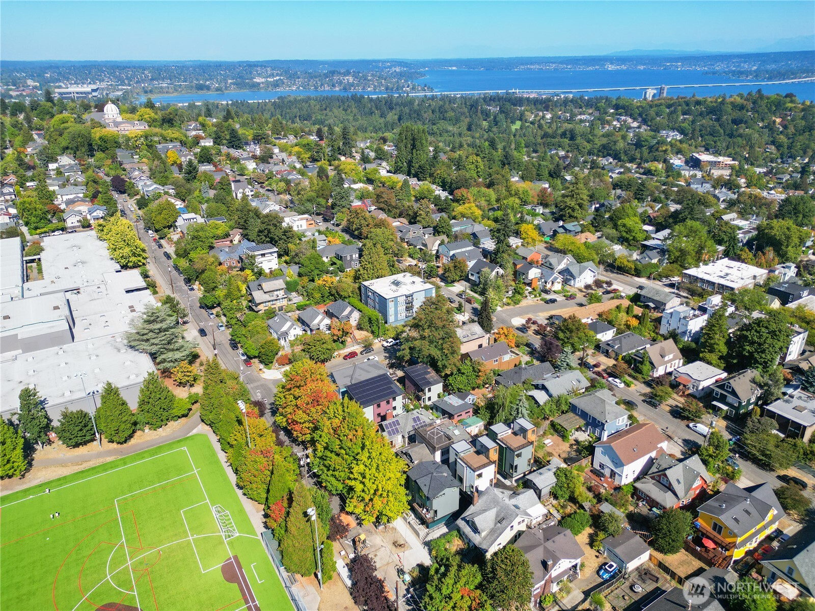 Convenient to freeways and Downtown Seattle making commuting a breeze.