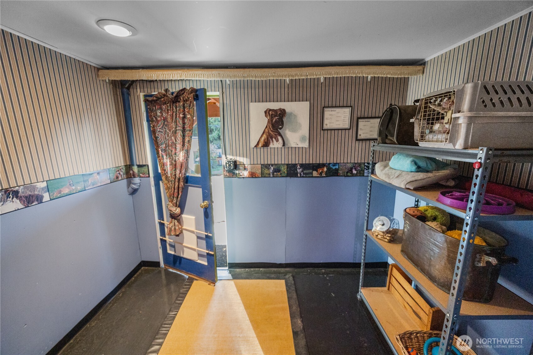 And just in case 2 loos aren't enough, here is a 3rd- the not so secret toilet is in the garage. When you gotta go, you gotta go?!