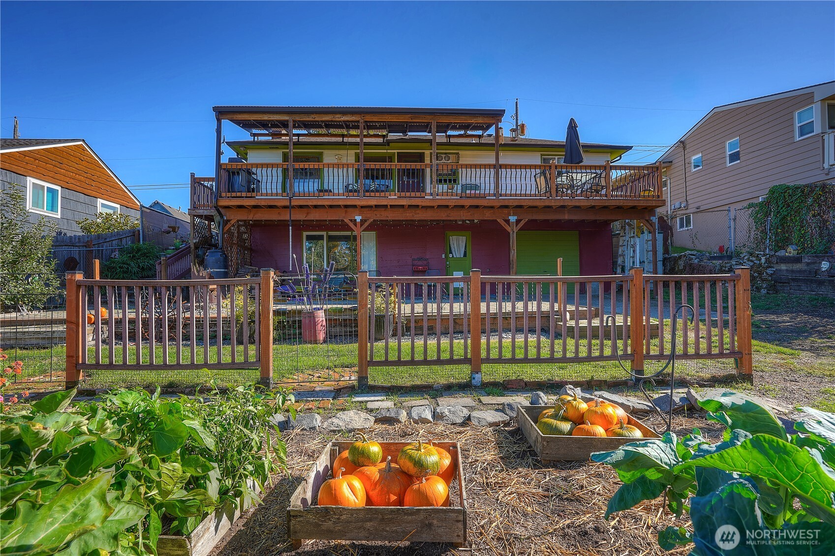 I can almost see the fairies- this home is just fun.