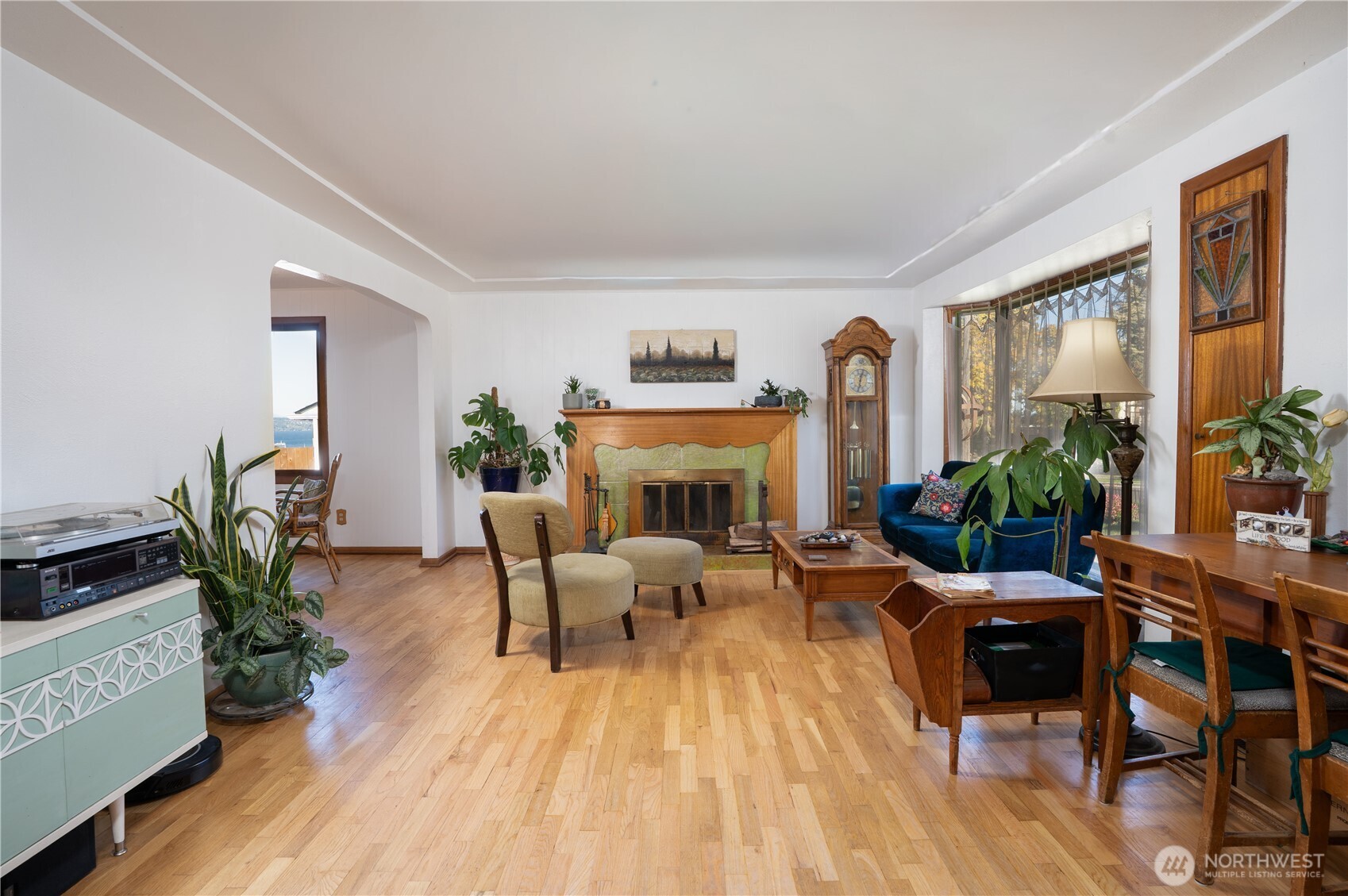 Coves and arches and mahogany, oh my!